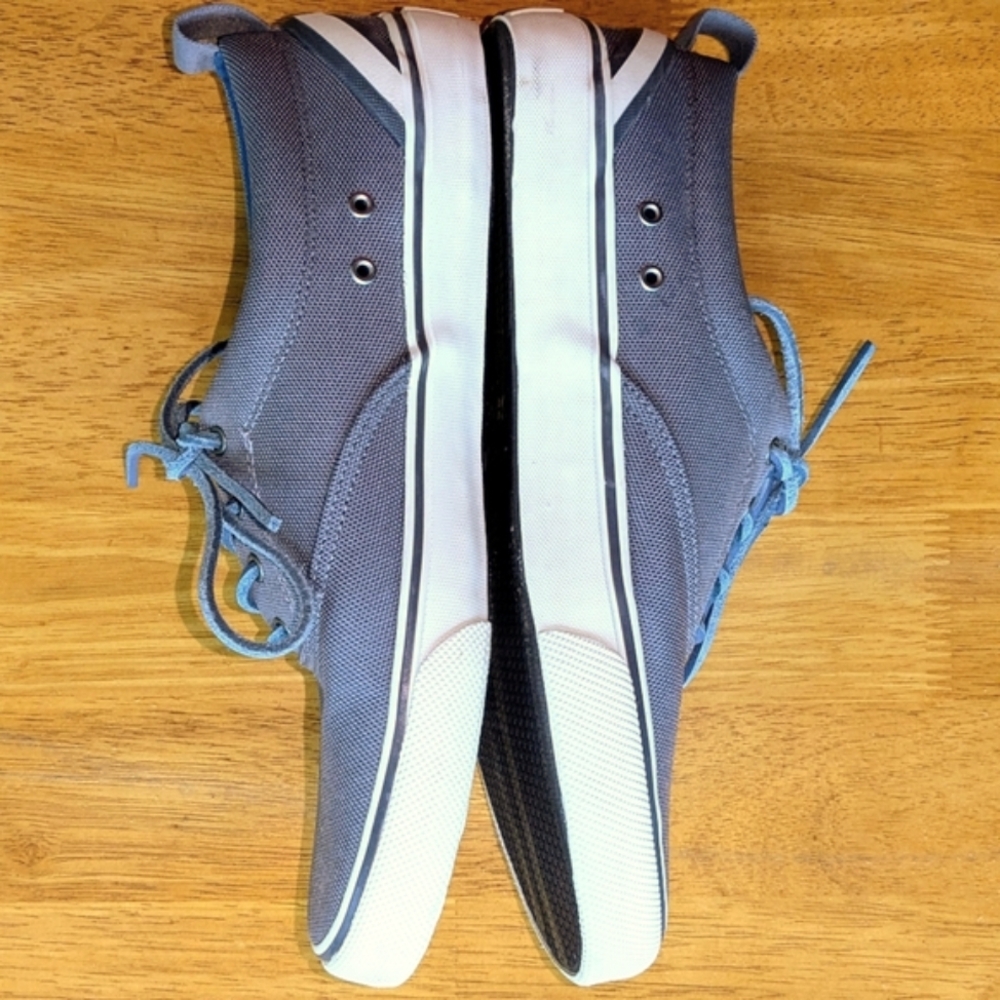 Men's Sperry Size 10.5 SeaCycled Striper II CVO Sneaker Shoe Nautical Slip Proof - Picture 7 of 12
